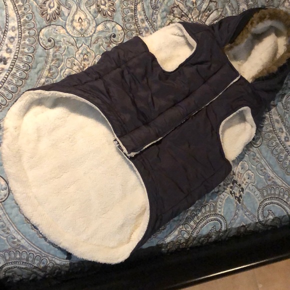 Dog Water resistant jacket with hood - Picture 4 of 8